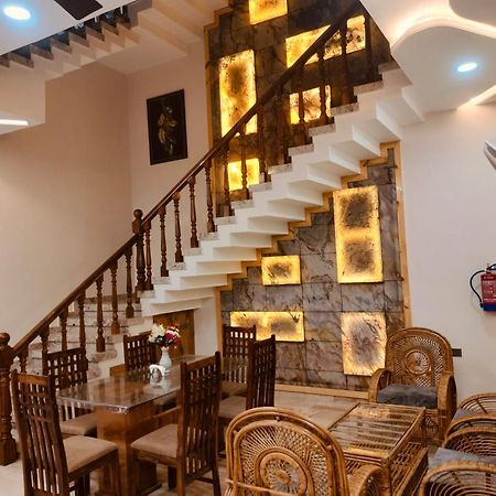 Amritam Palace A Luxury Ac Home Stay Ringas Luaran gambar