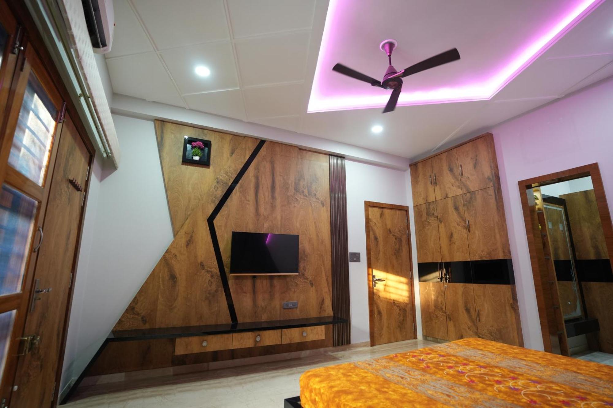 Amritam Palace A Luxury Ac Home Stay Ringas Luaran gambar