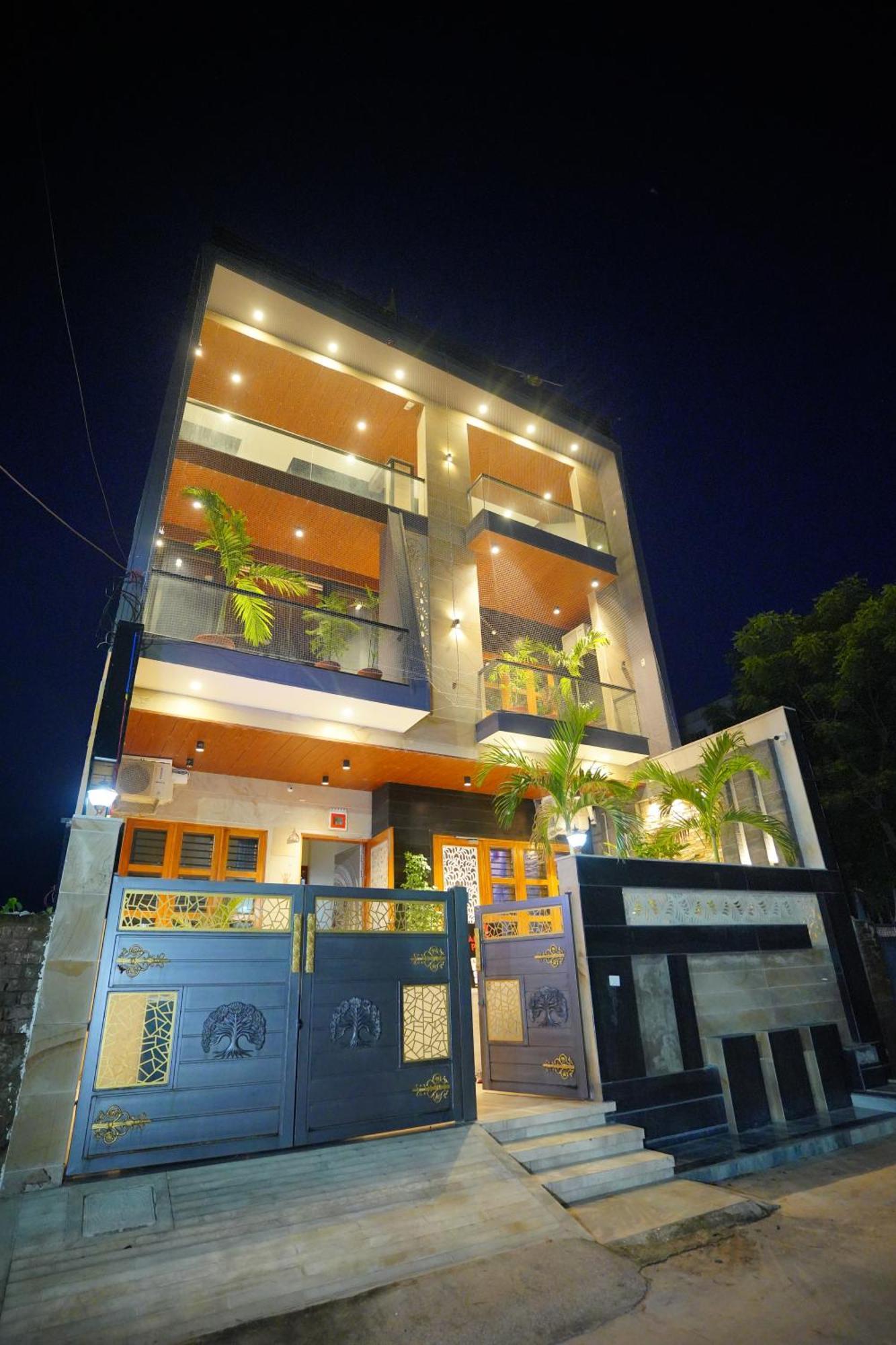 Amritam Palace A Luxury Ac Home Stay Ringas Luaran gambar