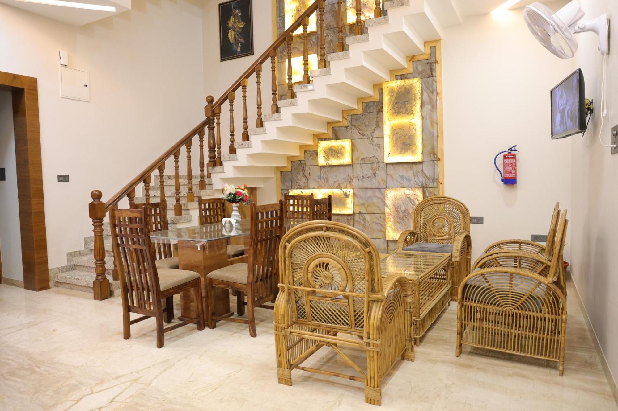 Amritam Palace A Luxury Ac Home Stay Ringas Luaran gambar
