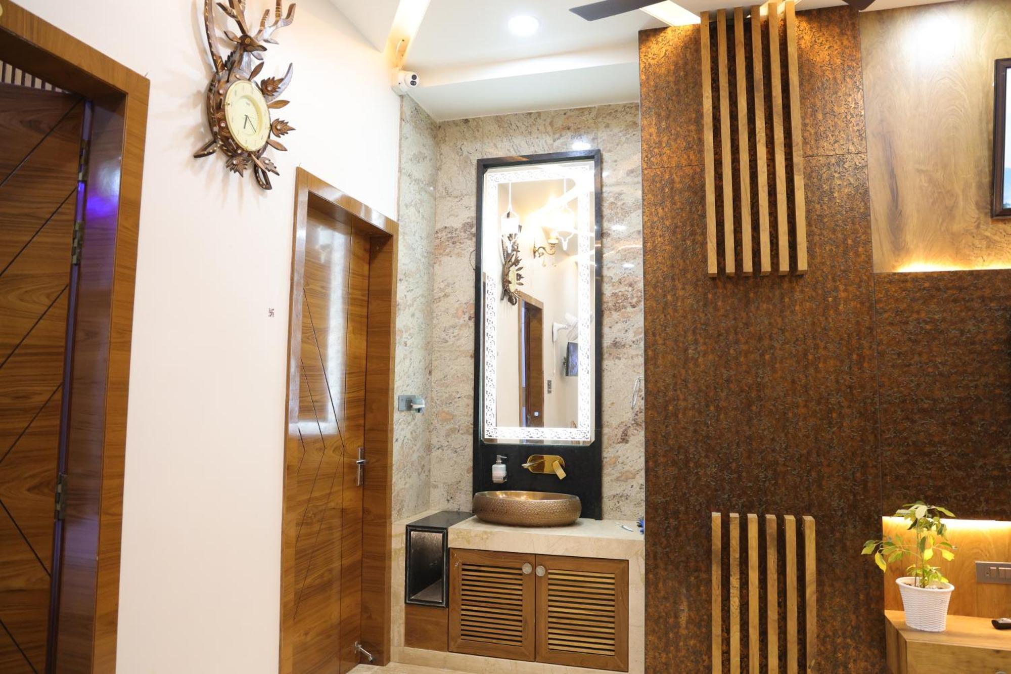 Amritam Palace A Luxury Ac Home Stay Ringas Luaran gambar