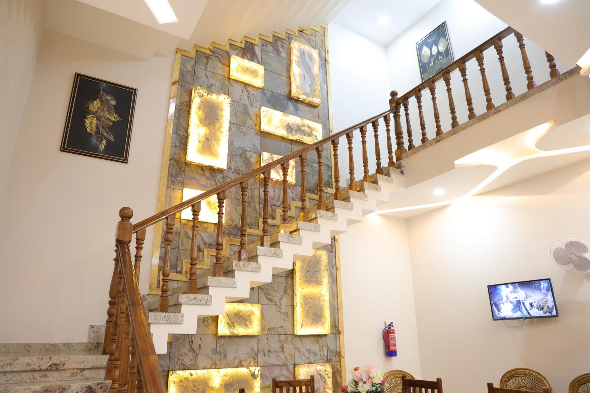 Amritam Palace A Luxury Ac Home Stay Ringas Luaran gambar