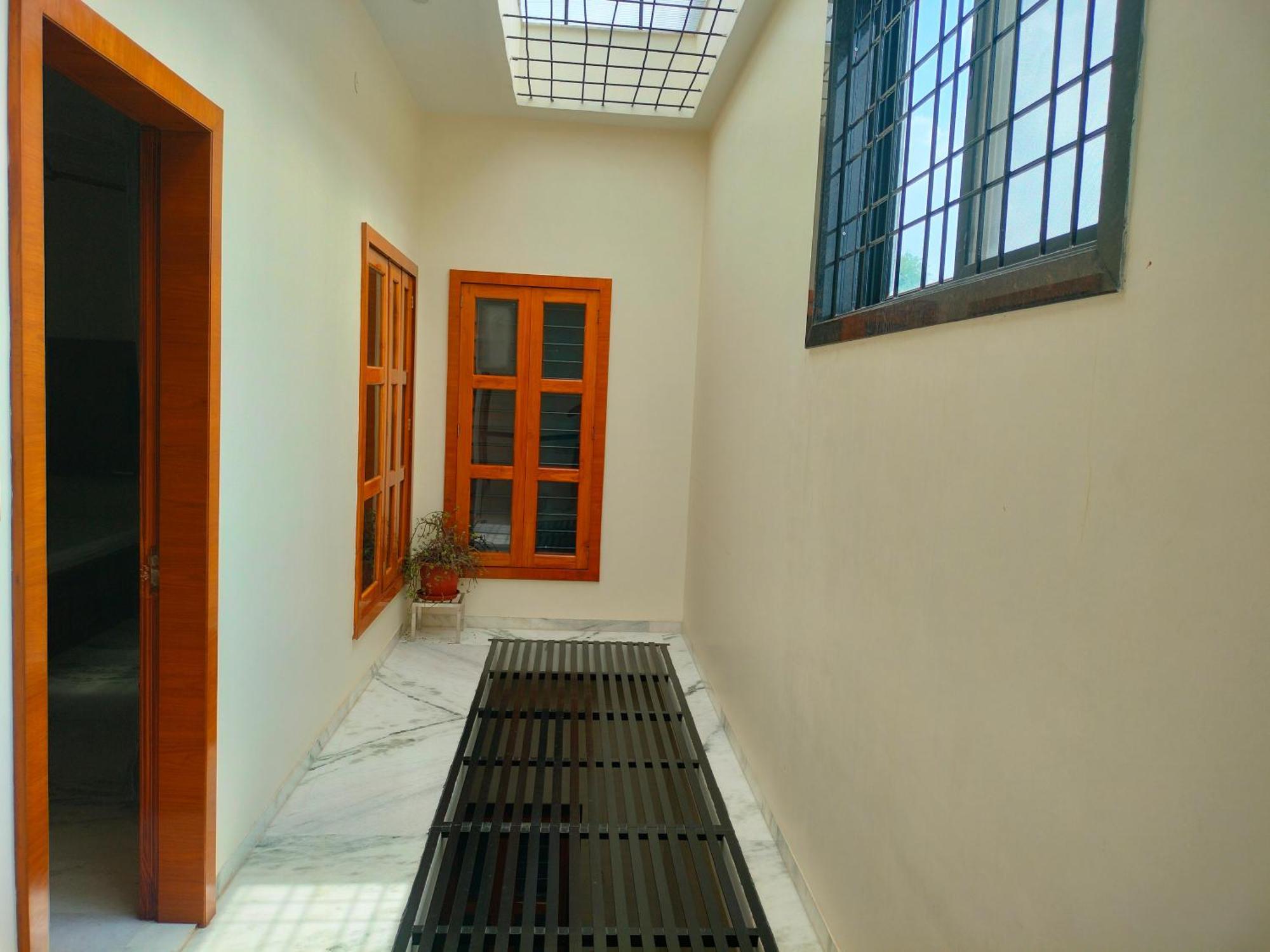 Amritam Palace A Luxury Ac Home Stay Ringas Luaran gambar