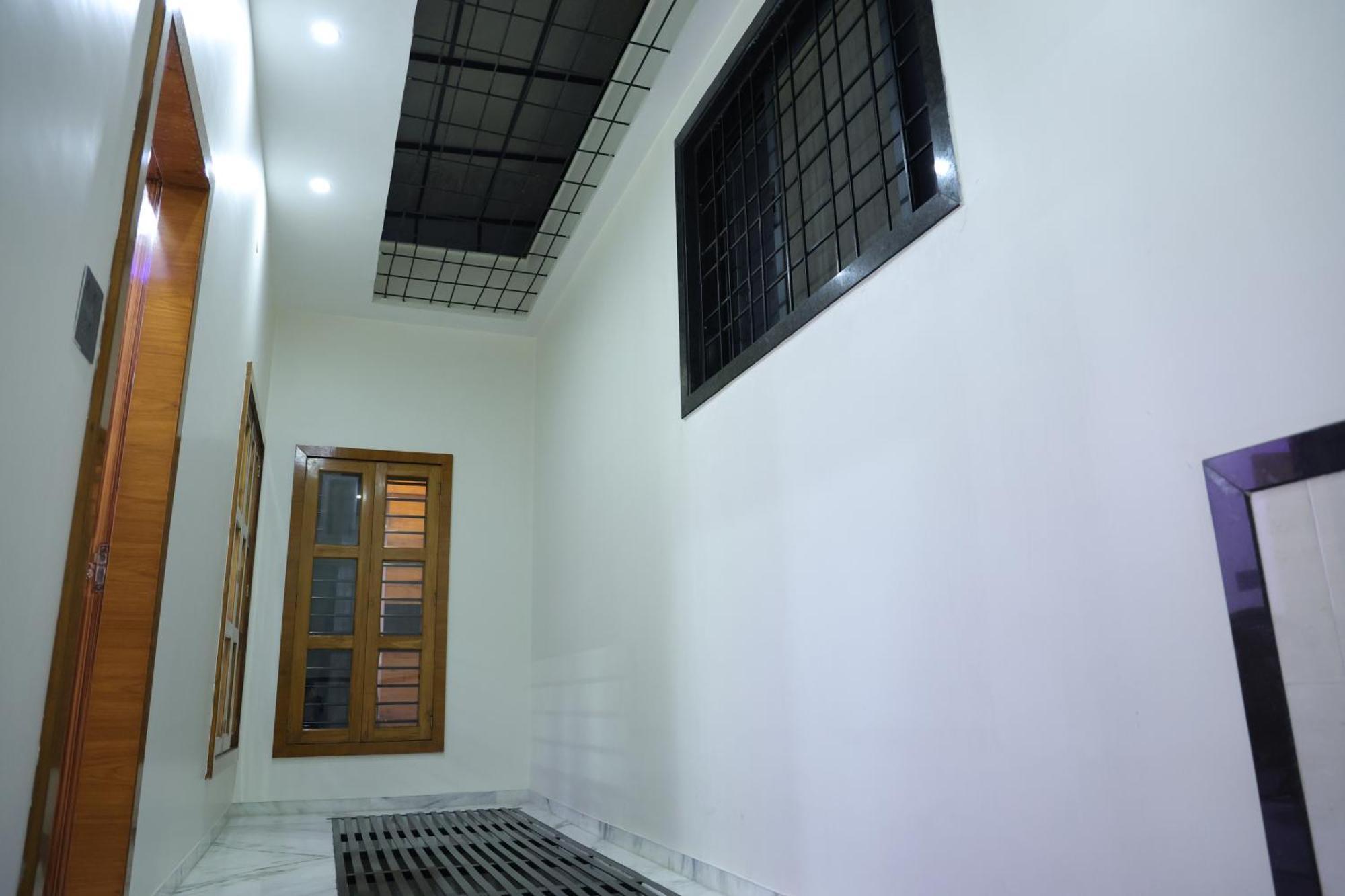 Amritam Palace A Luxury Ac Home Stay Ringas Luaran gambar