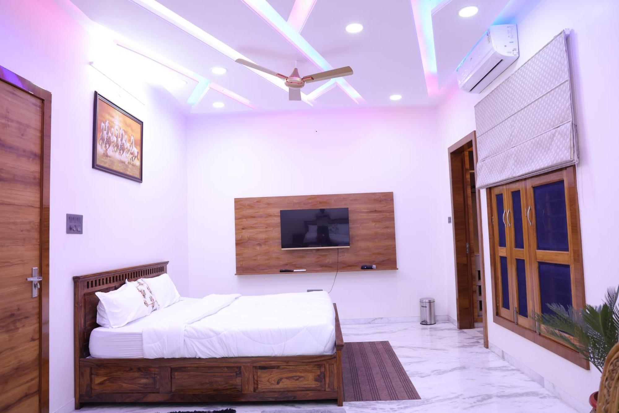 Amritam Palace A Luxury Ac Home Stay Ringas Luaran gambar