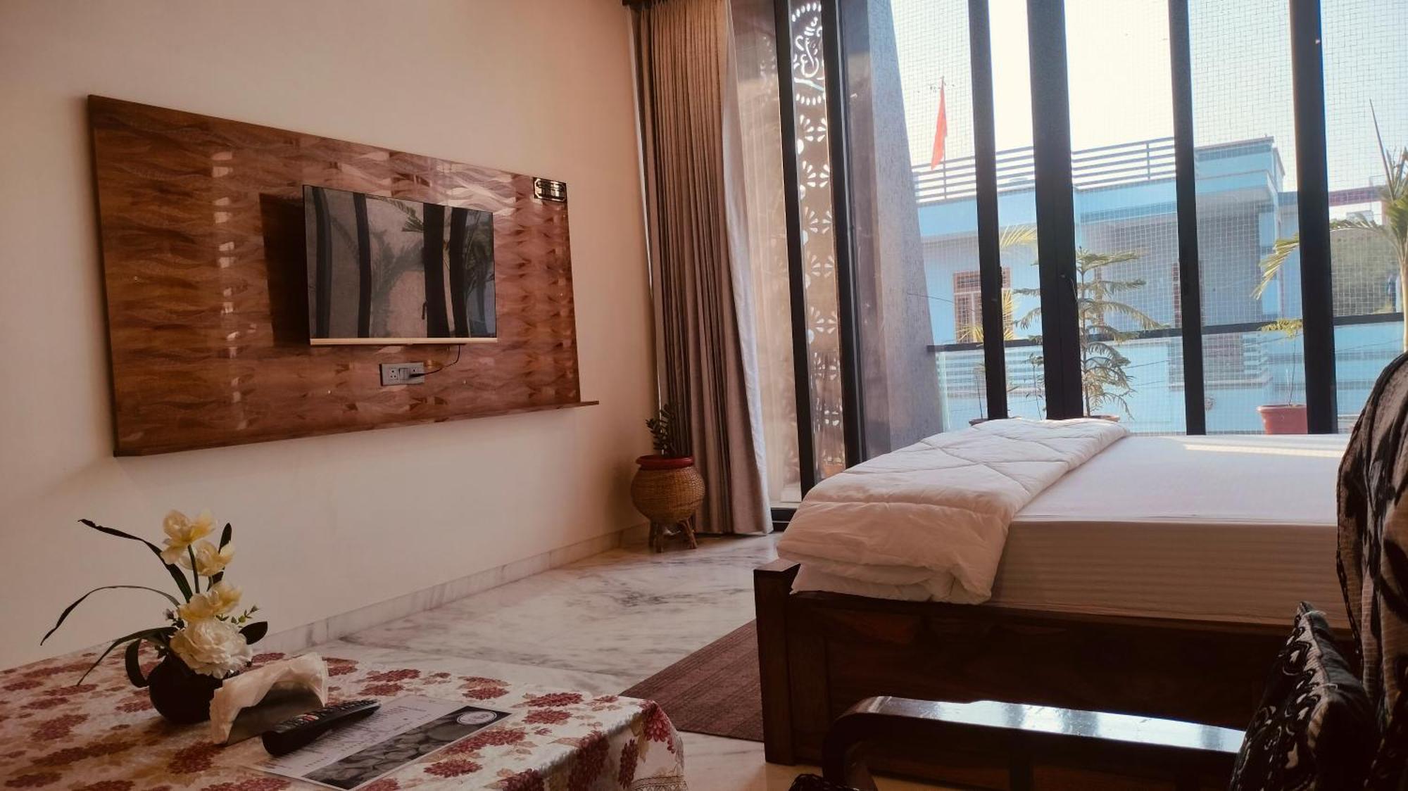 Amritam Palace A Luxury Ac Home Stay Ringas Luaran gambar