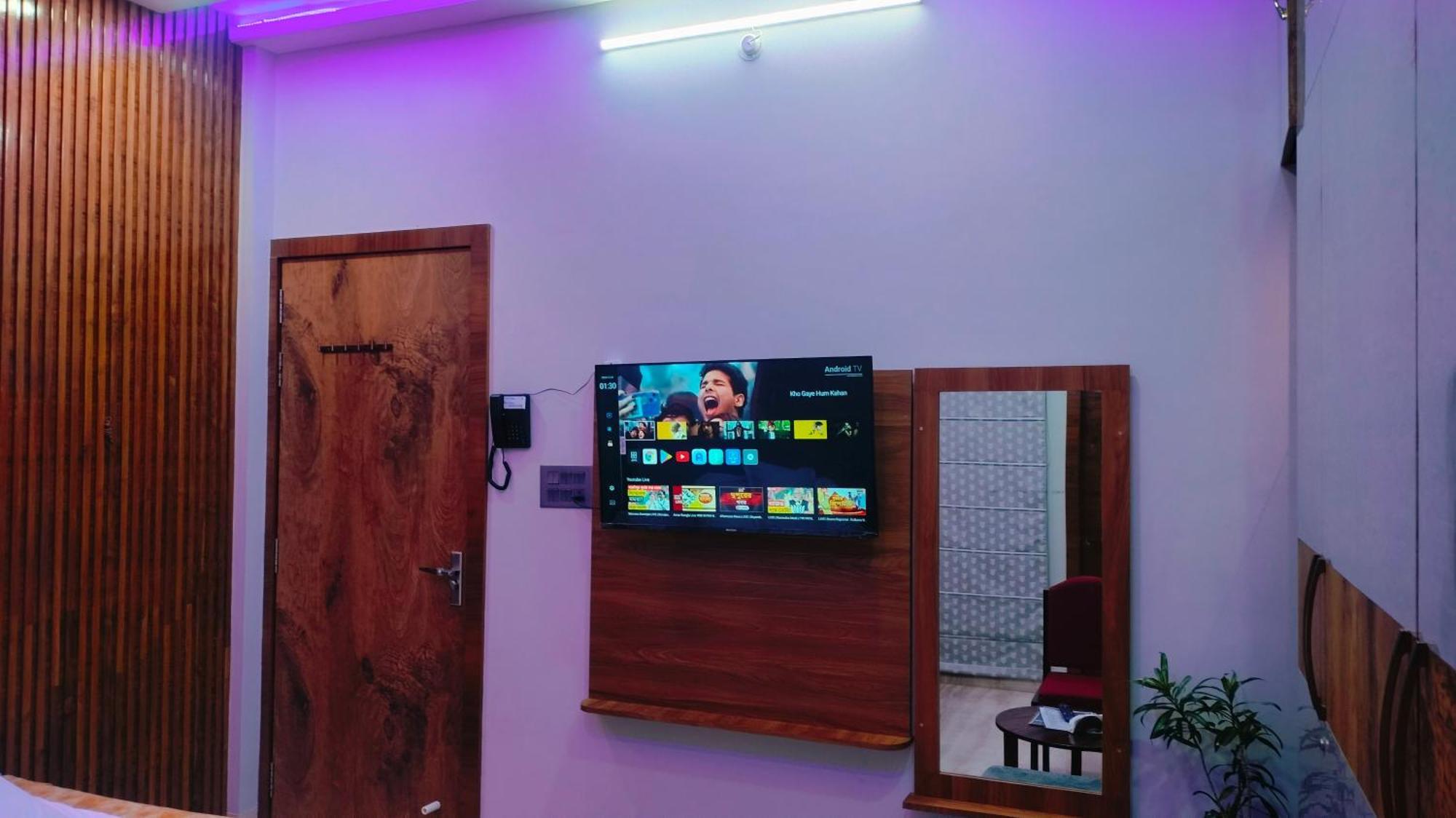 Amritam Palace A Luxury Ac Home Stay Ringas Luaran gambar